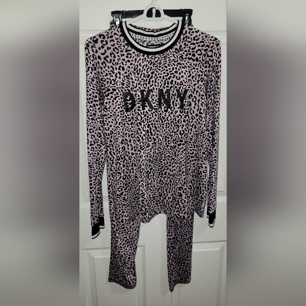DKNY JOGGER/PAJAMA SET